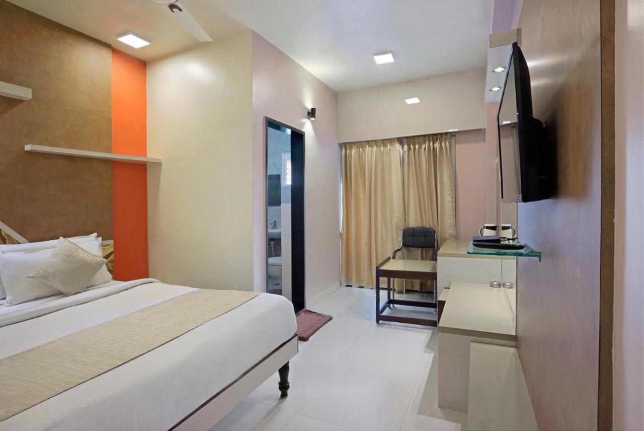 Mannars Deluxe Lodge Mysore Exteriör bild